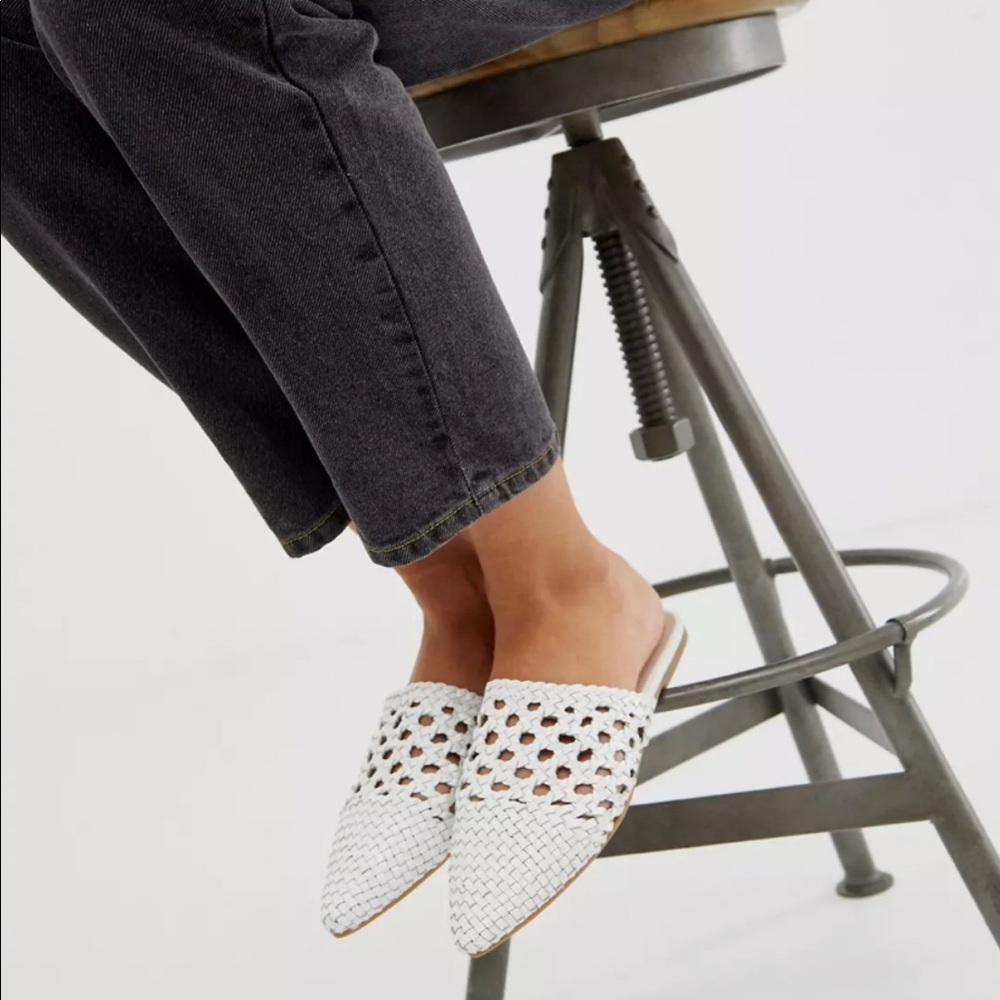 Vici White Woven Mule 7.5